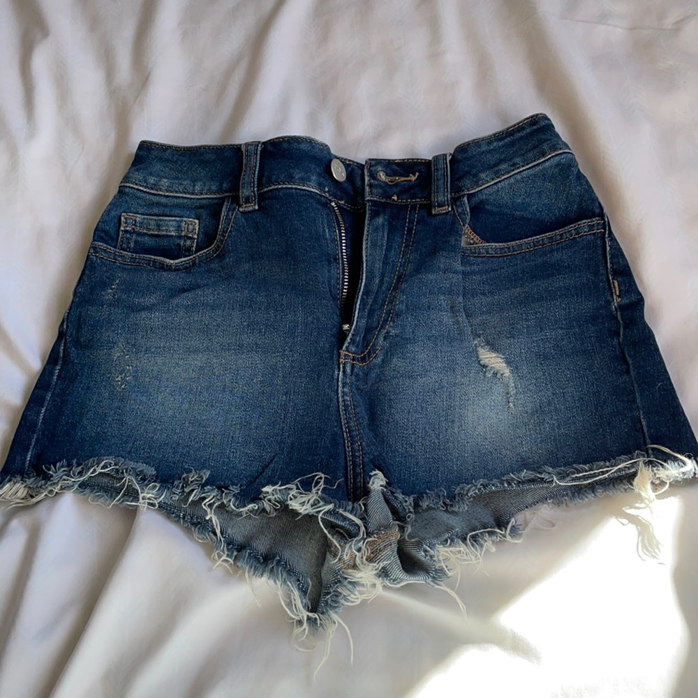 PINK VICTORIA’S SECRET jean shorts